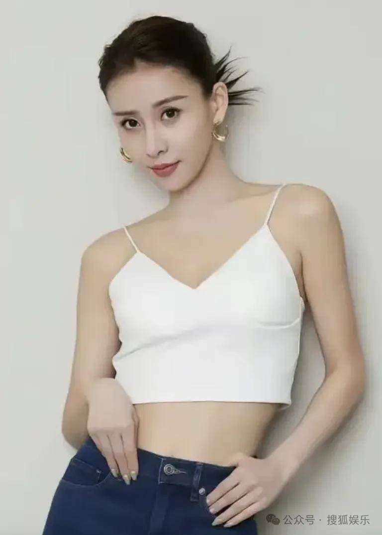 又一对魔幻的圈内姐弟恋曝光<strong></p>
<p>BSV价格</strong>!这组合有点太超前了......