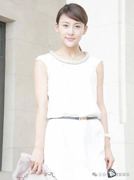 又一对魔幻的圈内姐弟恋曝光<strong></p>
<p>BSV价格</strong>!这组合有点太超前了......