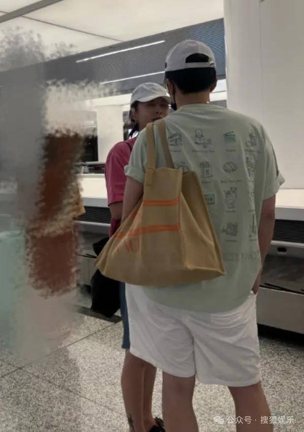 又一对魔幻的圈内姐弟恋曝光<strong></p>
<p>BSV价格</strong>!这组合有点太超前了......