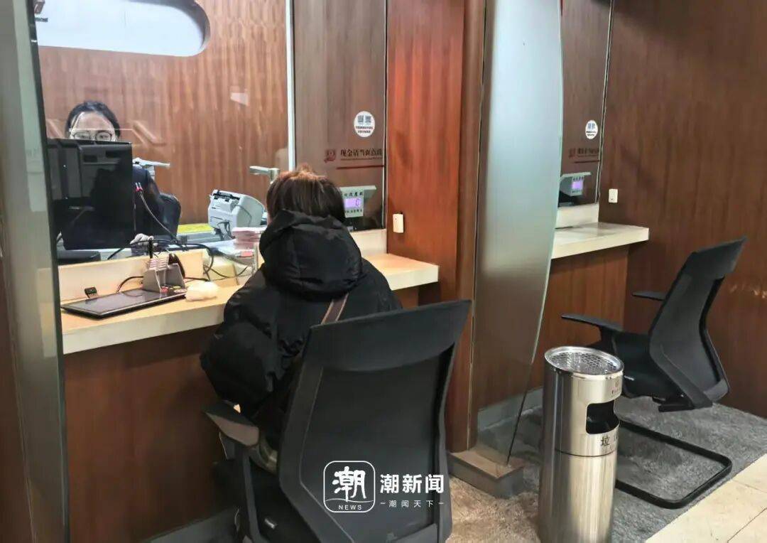 一降再降<strong></p>
<p>比特币价格</strong>！浙江有人拿着50万元赶紧入手！不少人算账：这样也挺香