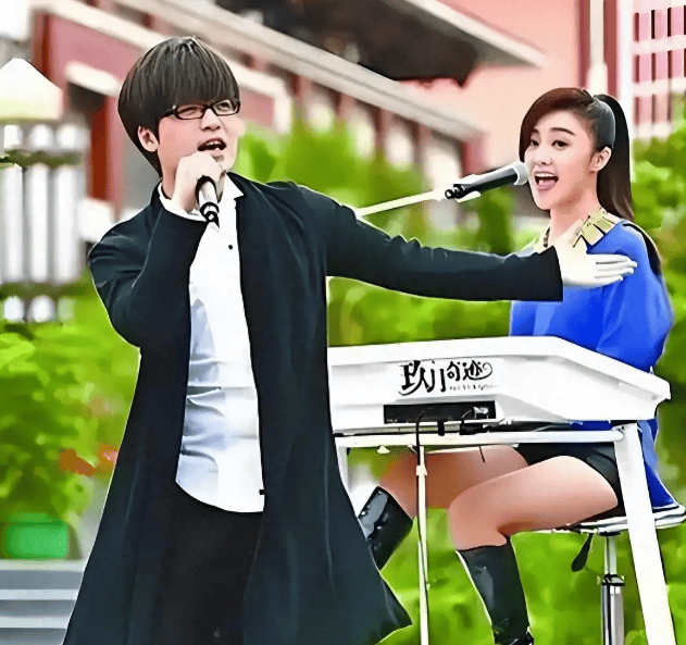 考古|玖月奇迹被曝已复婚<strong></p>
<p>比特币价格</strong>，王小玮疑似怀孕小腹隆起，为何两人至今不同台演出？