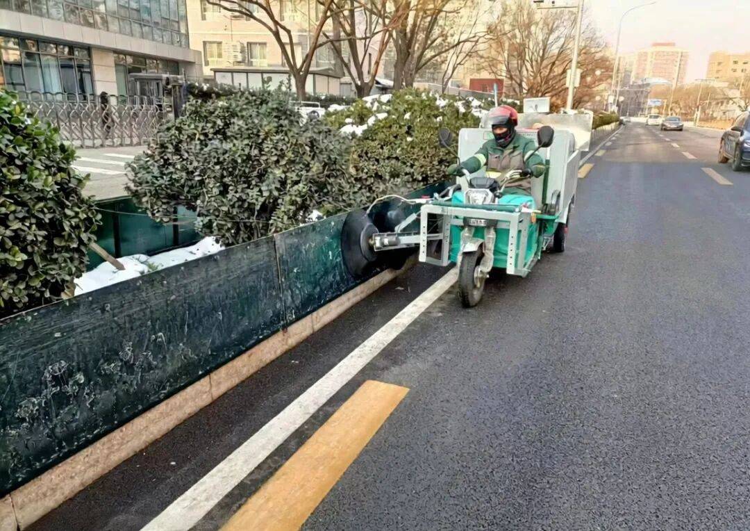 北京绿化带里用了二十年的板子<strong></p>
<p>区块链挖矿价格</strong>，今冬“下岗”了——