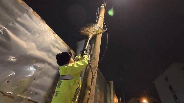 外交部发言人毛宁点赞山东德州交警<strong></p>
<p>区块链挖矿价格</strong>!