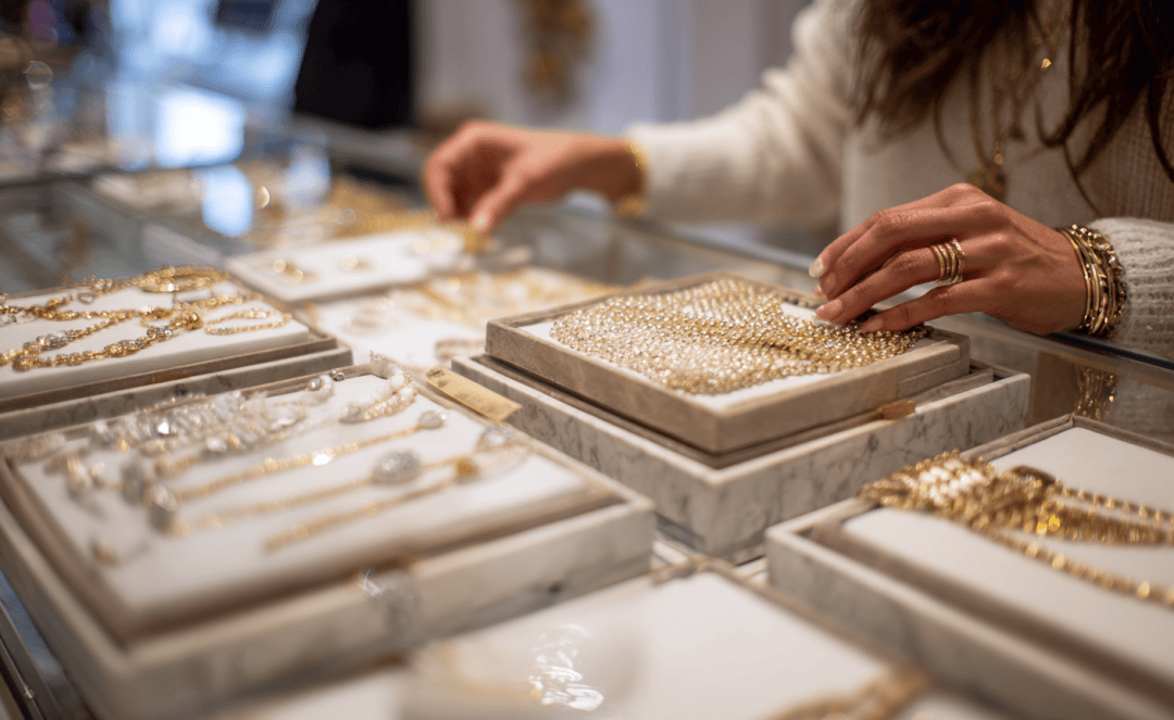 潮汕老板卖0.1克黄金<strong></p>
<p>区块链挖矿价格</strong>，今年已进账62亿