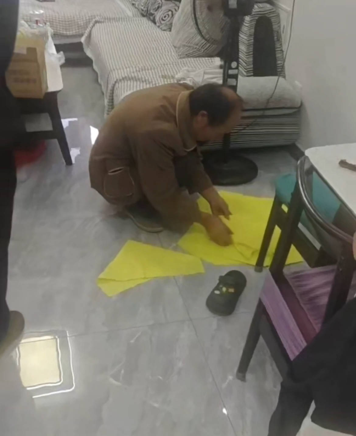 疑因离婚多年的前妻订婚<strong></p>
<p>虚拟货币交易</strong>,临沂一男子上门将其杀害,死者家属:检方已提起公诉