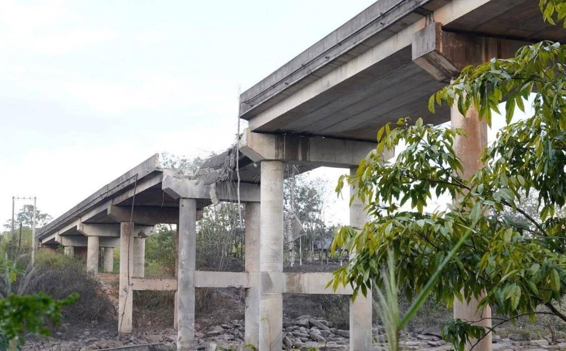 炸大桥<strong></p>
<p>虚拟货币交易</strong>，炸赌场，F-16突防红旗12，泰国拒绝停火，跟特朗普唱反调