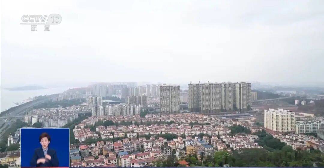 央视披露：男子在网吧厕所墙上看到“高薪日结5000-20000”广告<strong></p>
<p>虚拟货币平台</strong>，即将出境时被警方拦下