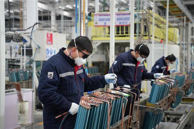 董明珠硬刚空调“铝代铜”<strong></p>
<p>虚拟数字货币</strong>！海尔、美的、小米将联合推动空调核心散热部件的铜管换成铝管