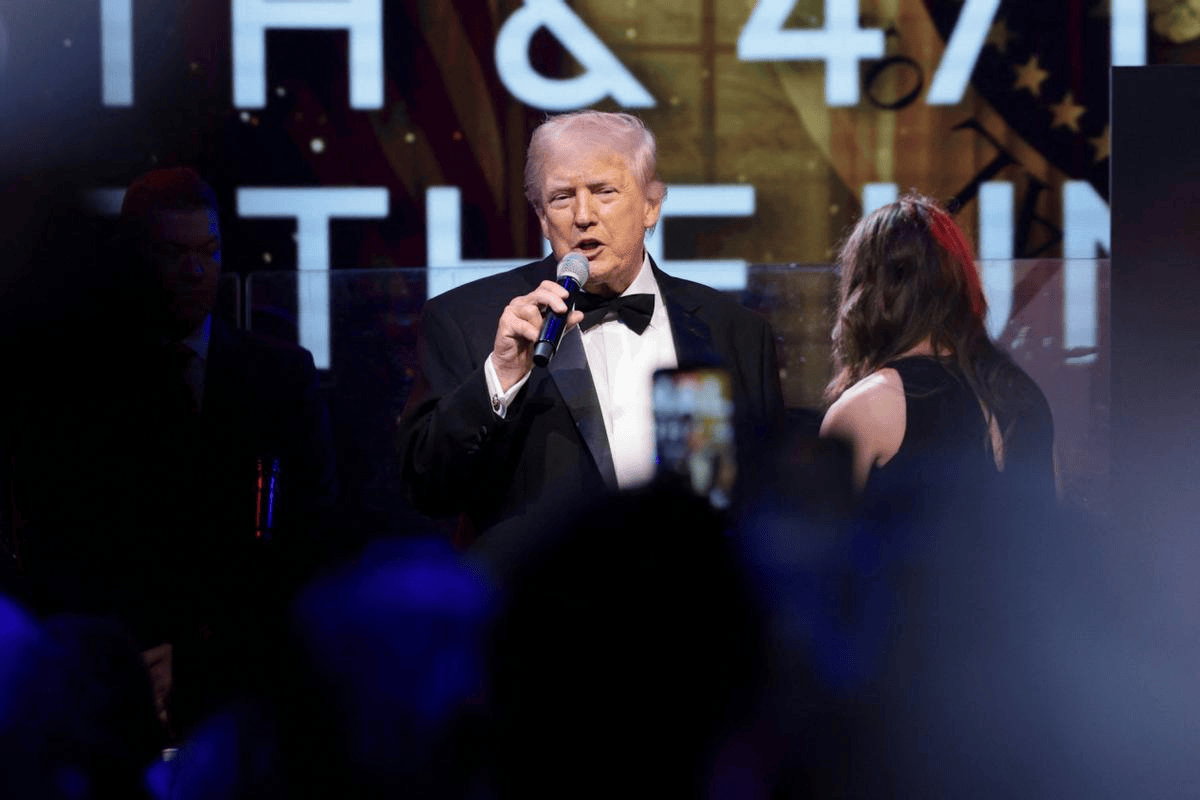 委内瑞拉刚说救马杜罗<strong></p>
<p>虚拟货币挖矿</strong>，特朗普就签署行政令，宣布美国进入紧急状态