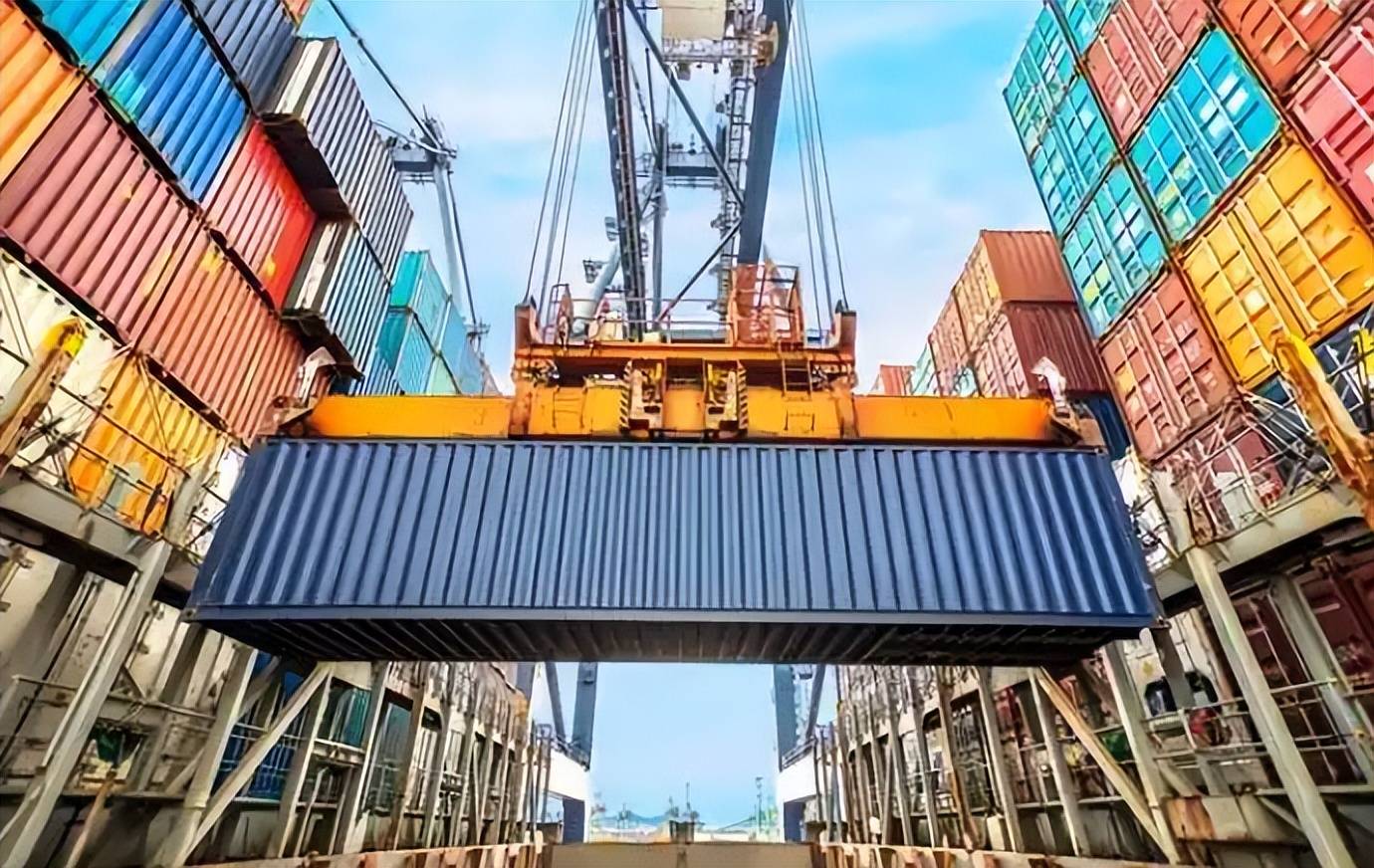 美媒很感慨：要不是中国还在反抗特朗普<strong></p>
<p>虚拟货币钱包</strong>，几乎全世界都向他投降了