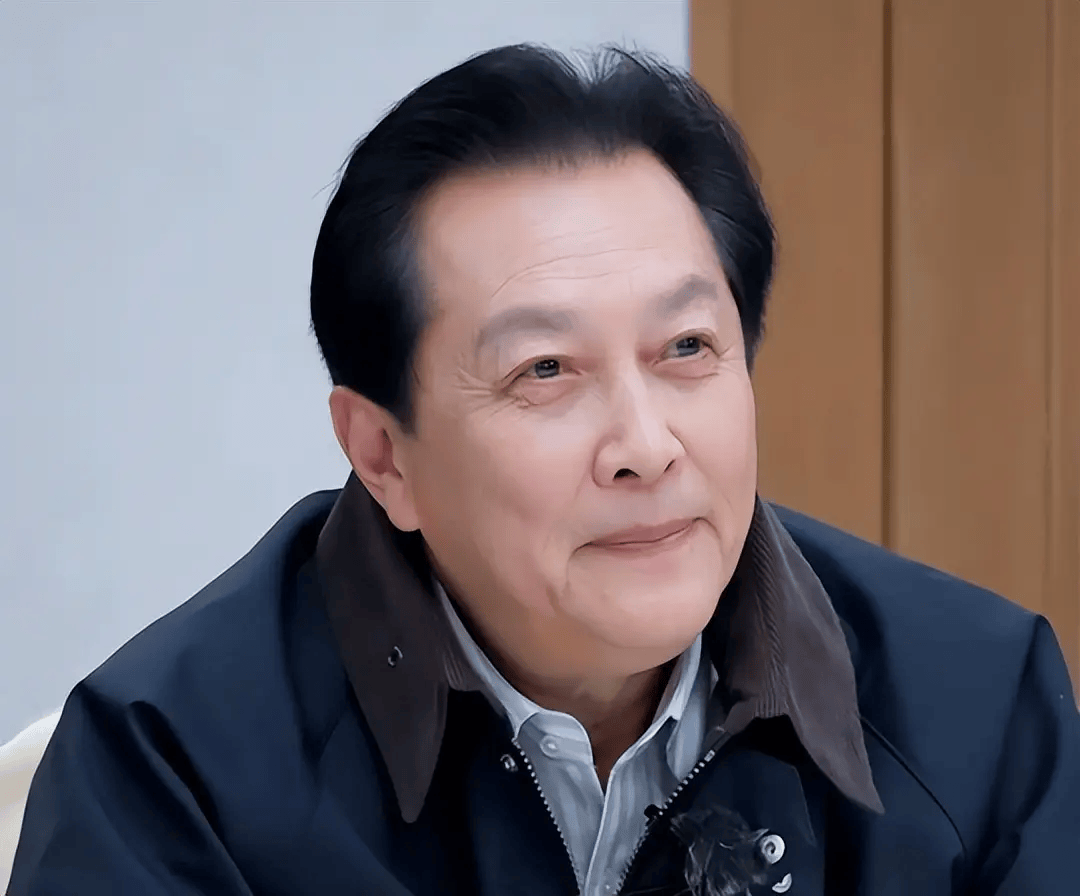 唐国强拍短剧王刚疯狂接商演<strong></p>
<p>最新虚拟货币</strong>！老来得子的他们为养娃不敢退休！