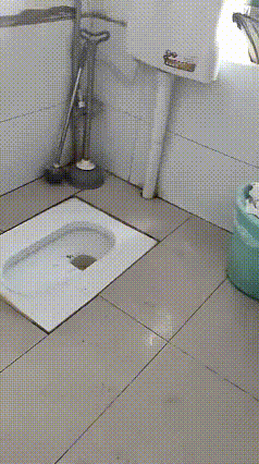 “泡一泡继续卖”<strong></p>
<p>平台虚拟货币</strong>，网友称江苏一超市厕所水池中浸泡了4只冷冻鸡，超市：视频系被劝退员工发布；市监局回应